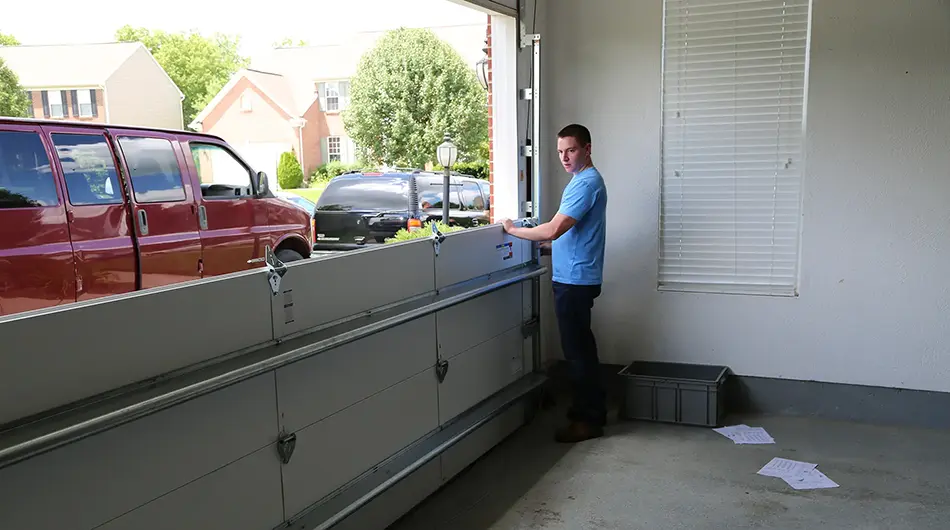 installing garage door